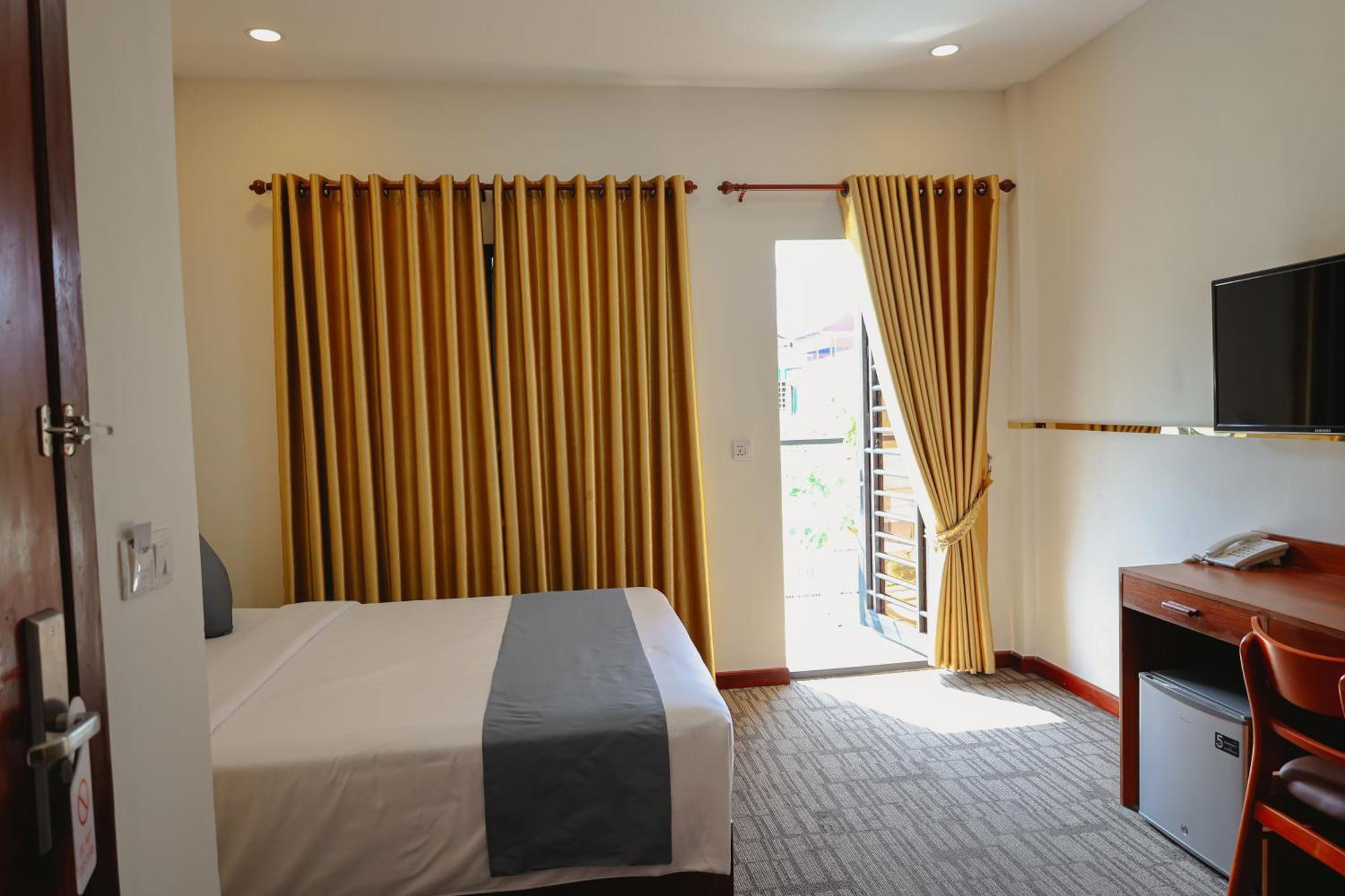 Nimith Hotel & Restaurant Phnom Penh Dış mekan fotoğraf